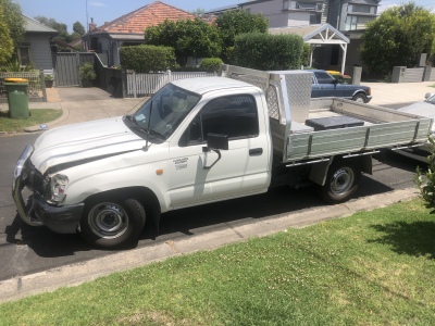 Hilux  Ute 2004 used car part search Bonnet and LHS front gaurd 
Model is 2WD and petrol